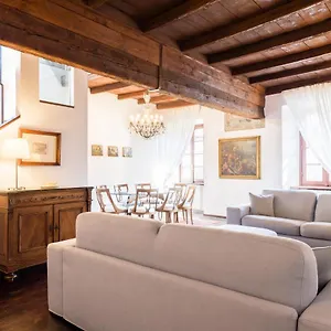 Palazzo Del Pero Luxury Attic - Bymyhomeincomo Como